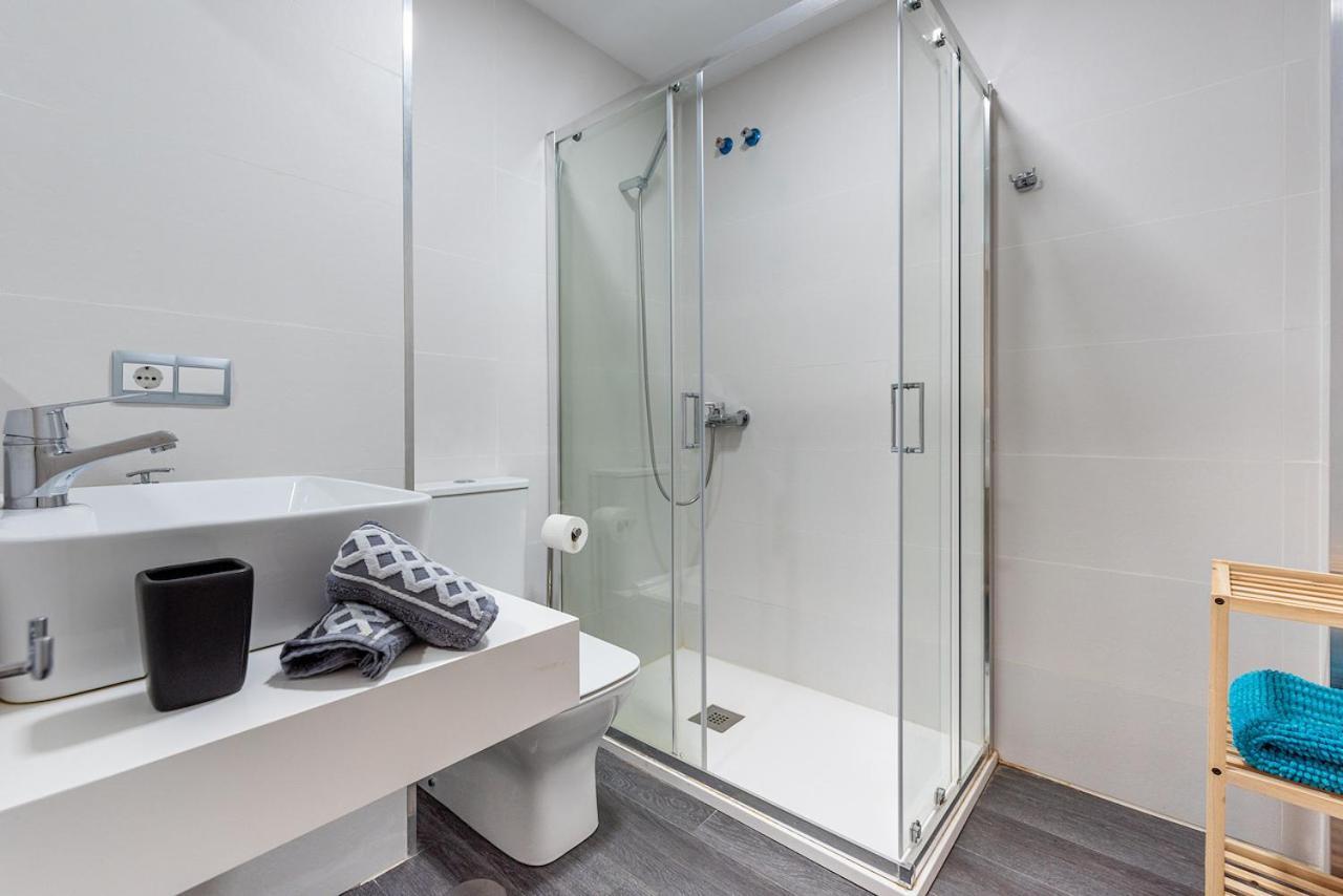 Piso Capuchinos Centrico Apartment มาลากา ภายนอก รูปภาพ